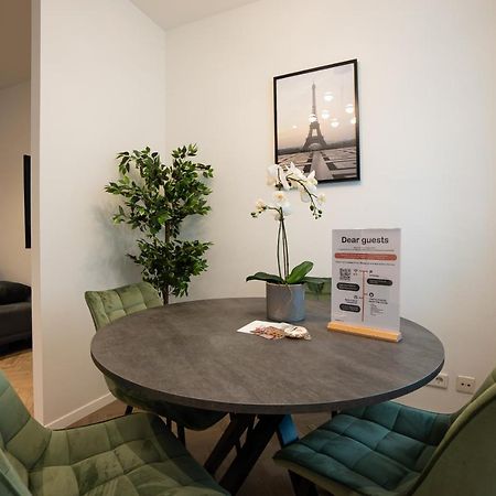 Brand-New Apartment In The 17Th District Of Вена Экстерьер фото