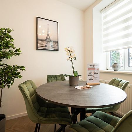 Brand-New Apartment In The 17Th District Of Вена Экстерьер фото
