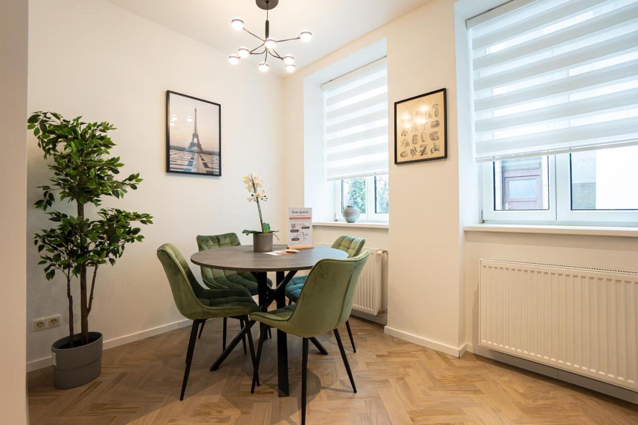 Brand-New Apartment In The 17Th District Of Вена Экстерьер фото